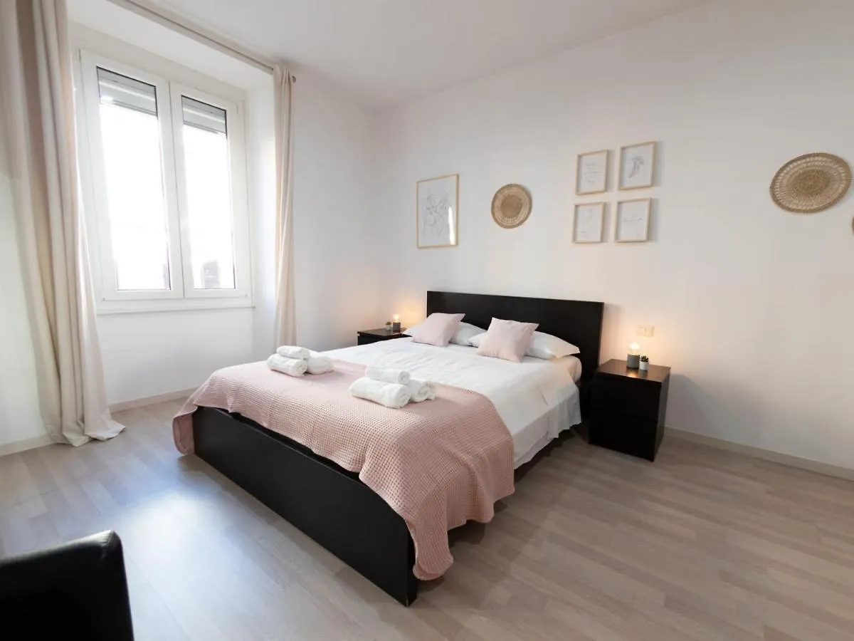 The Best Rent - Spacious Apartment Near Roma Termini Station Italy