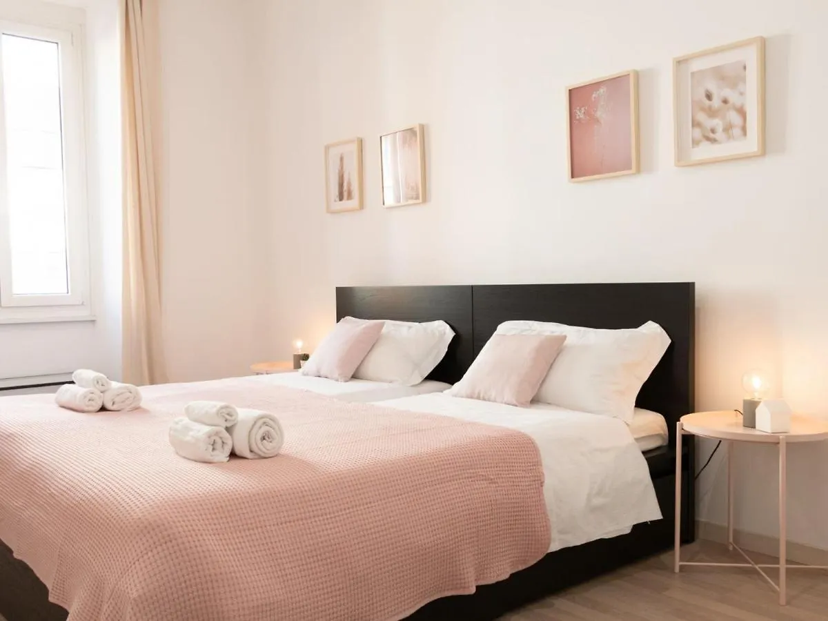 The Best Rent - Spacious Apartment Near Roma Termini Station 0*, Rome Italy