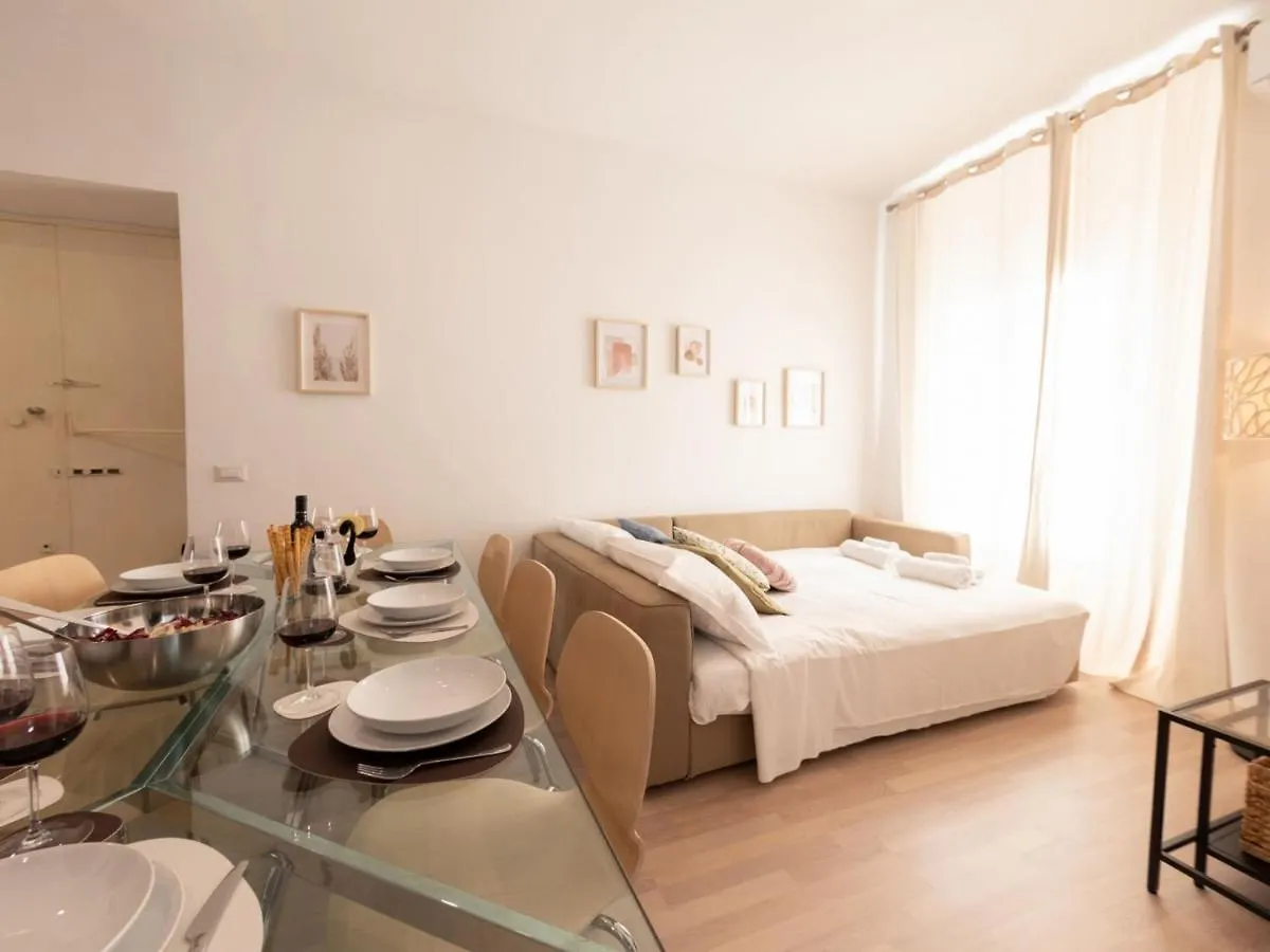 The Best Rent - Spacious Apartment Near Roma Termini Station