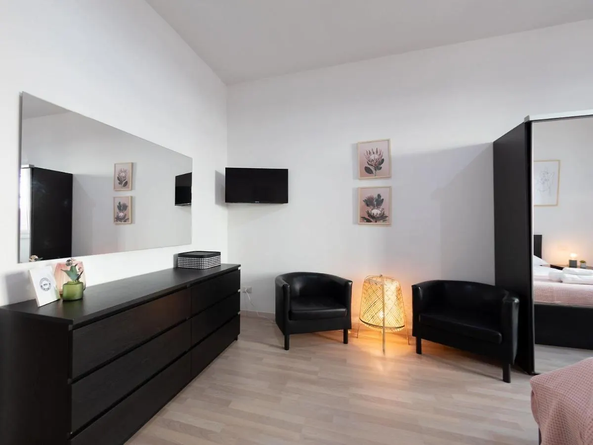 The Best Rent - Spacious Apartment Near Roma Termini Station
